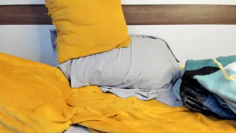 00ingrid00 online show from 12.20.25