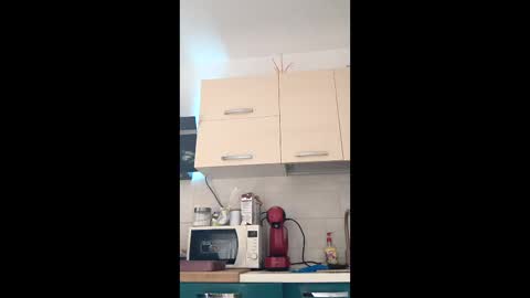 Snapshot of 00yourmilf chatting on 03.27.26 Alma online show from 03.27.26