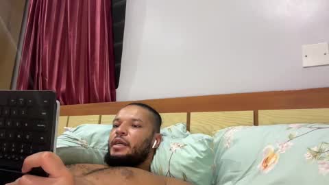 Snapshot of 0_kingsley chatting on 12.24.24 Kingsley online show from 12.24.24