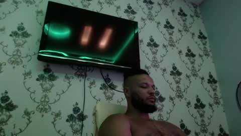 Snapshot of 0_kingsley chatting on 01.09.25 Kingsley online show from 01.09.25