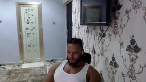 Snapshot of 0_kingsley chatting on 01.21.25 Kingsley online show from 01.21.25