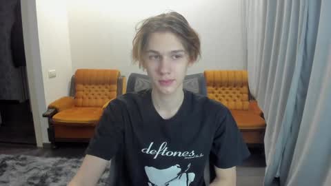 Snapshot of 0verlandd chatting on 12.25.24 Adam online show from 12.25.24