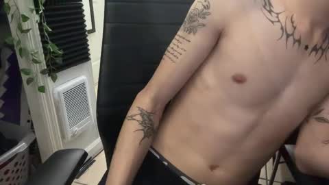 Snapshot of 10incock18 chatting on 02.26.26 10incock18 online show from 02.26.26