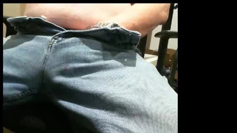 Snapshot of 10mm_socket chatting on 11.11.25 10mm_socket online show from 11.11.25