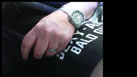 Snapshot of 10mm_socket chatting on 11.26.25 10mm_socket online show from 11.26.25