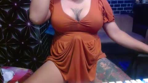  i am trixie im Your Selfsucking Mistress  online show from 04.16.26