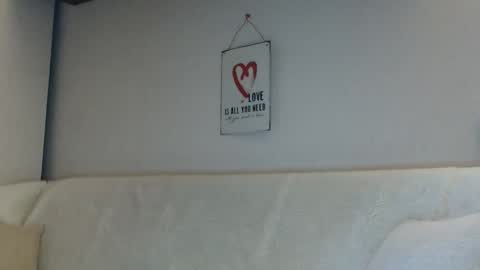 12ennie online show from 09.19.25