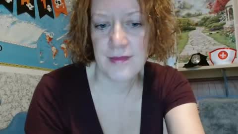 12ennie online show from 11.08.25