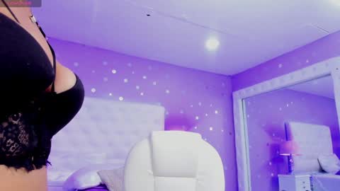 Scarlette  online show from 01.10.25