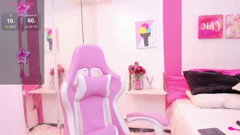 Scarlette  online show from 02.27.25