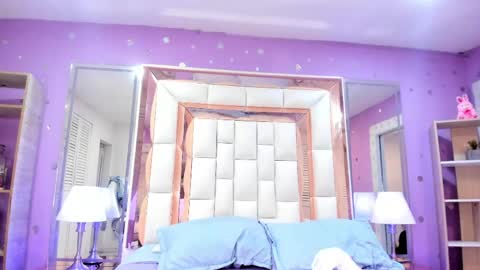 Snapshot of 15_scarlette chatting on 05.30.26 Scarlette online show from 05.30.26