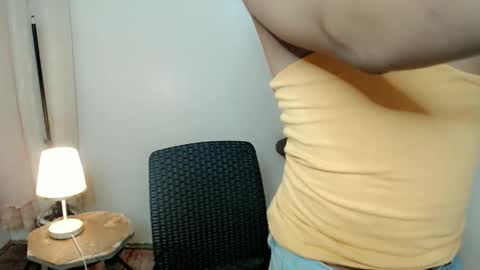 Snapshot of 18_nicole chatting on 11.23.25 barbie online show from 11.23.25