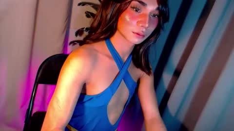 Snapshot of 18_nicole chatting on 04.01.26 barbie online show from 04.01.26