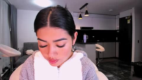 Snapshot of 1bonnie chatting on 09.12.25 Hello soy bonnie online show from 09.12.25