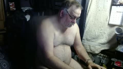 Snapshot of 1dusty60 chatting on 12.20.24 1dusty60 online show from 12.20.24