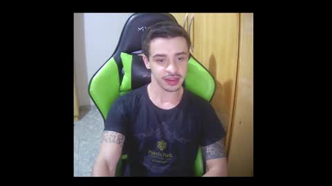 Snapshot of 1good_vibes1 chatting on 10.05.25 1good_vibes1 online show from 10.05.25