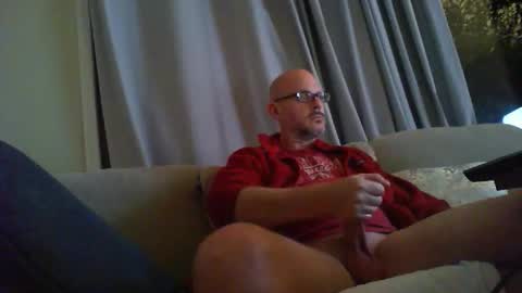 Snapshot of 1hotbaldguy chatting on 12.10.24 1hotbaldguy online show from 12.10.24