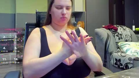 1LINDSEY1 online show from 10.29.25