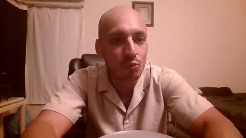 Snapshot of 1luv2cum chatting on 06.09.26 sabotagegoat online show from 06.09.26