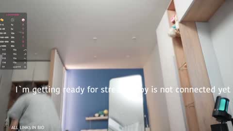 Marie online show from 02.02.25