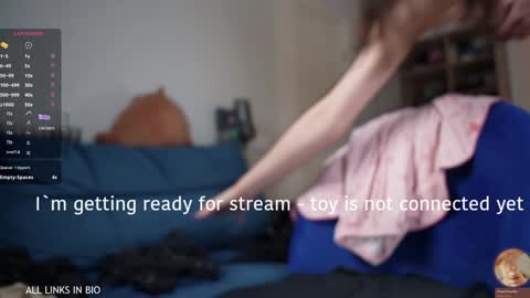 Marie online show from 02.06.25