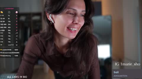 Marie online show from 09.22.25