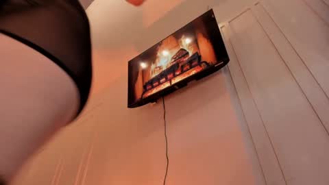               online show from 02.02.25