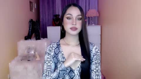 1miracle_tranny online show from 11.18.25