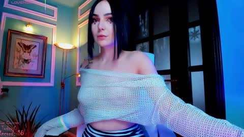 Moona  online show from 02.04.25