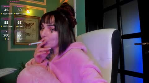 Moona  online show from 12.01.25