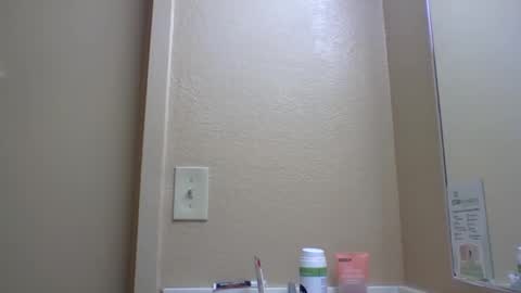 TheShyOne18 online show from 04.06.26