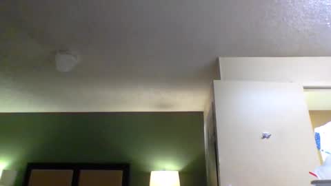 TheShyOne18 online show from 04.12.26