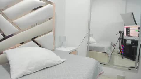 Luisa online show from 02.28.25