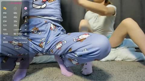 molly online show from 04.04.26