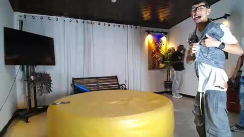 Snapshot of 1pushman chatting on 02.22.26 pushman online show from 02.22.26