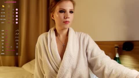 VICTORIA online show from 10.06.25