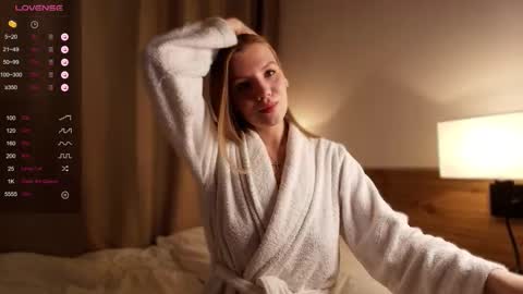 VICTORIA online show from 12.19.25