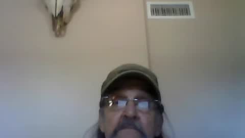 Snapshot of 1valentine chatting on 10.05.25 1valentine online show from 10.05.25