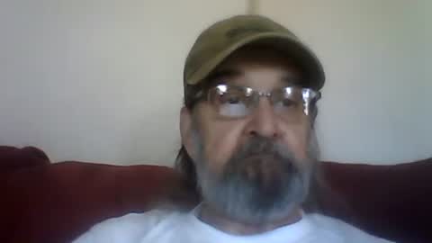 Snapshot of 1valentine chatting on 04.27.26 1valentine online show from 04.27.26