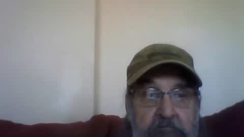 Snapshot of 1valentine chatting on 04.28.26 1valentine online show from 04.28.26