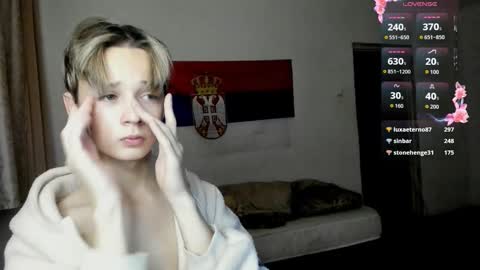 Milos online show from 10.08.25