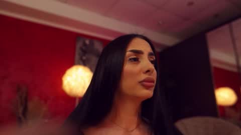 Snapshot of 1vyanne chatting on 03.18.26 1vyanne online show from 03.18.26