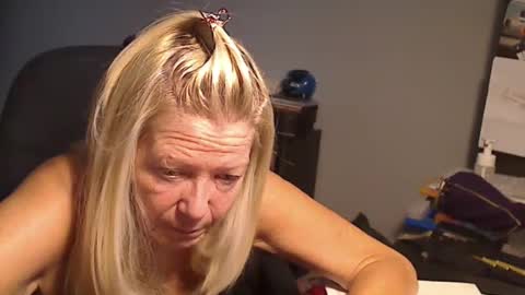 Susan online show from 12.10.24