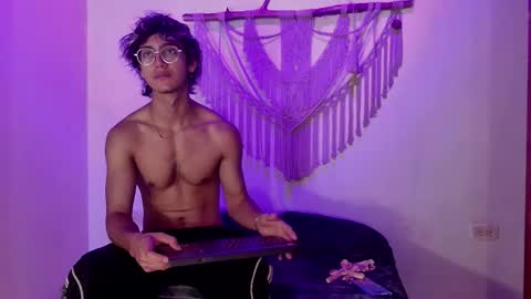 2006_tgn online show from 09.13.25