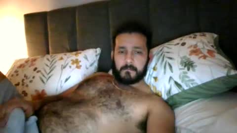 Snapshot of 2022felipe chatting on 02.16.25 2022felipe online show from 02.16.25