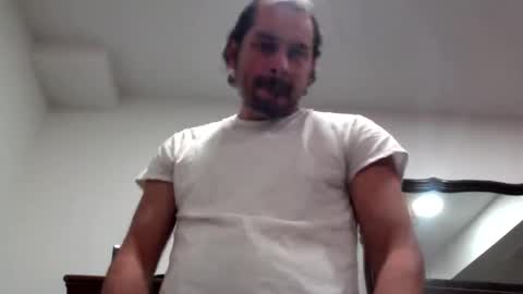 Snapshot of 2024newmiguel chatting on 05.07.26 Miguel online show from 05.07.26