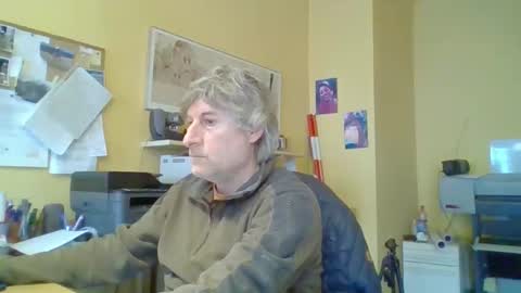 22esserre online show from 11.17.25