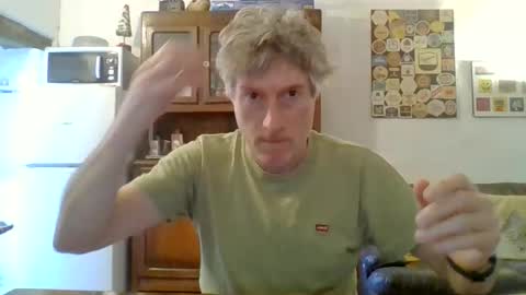 Snapshot of 22esserre chatting on 06.05.26 22esserre online show from 06.05.26