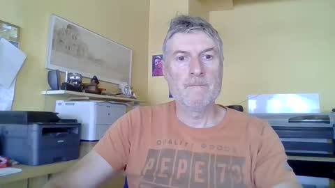 Snapshot of 22esserre chatting on 06.09.26 22esserre online show from 06.09.26