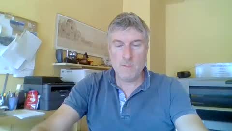 Snapshot of 22esserre chatting on 06.17.26 22esserre online show from 06.17.26